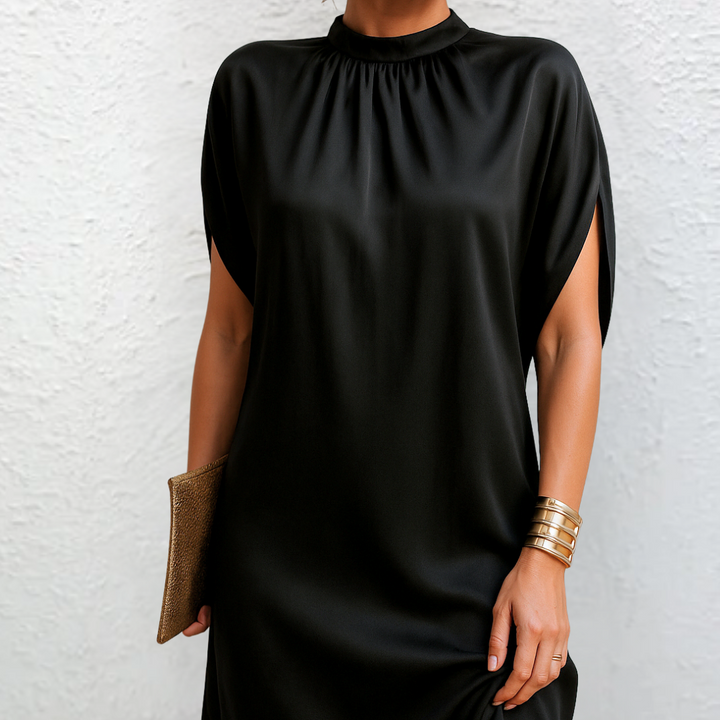 Yashna | The Silhouette Dress
