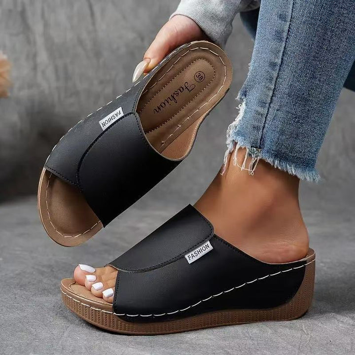 Yassira | Orthopedic Pain Relief Sandals
