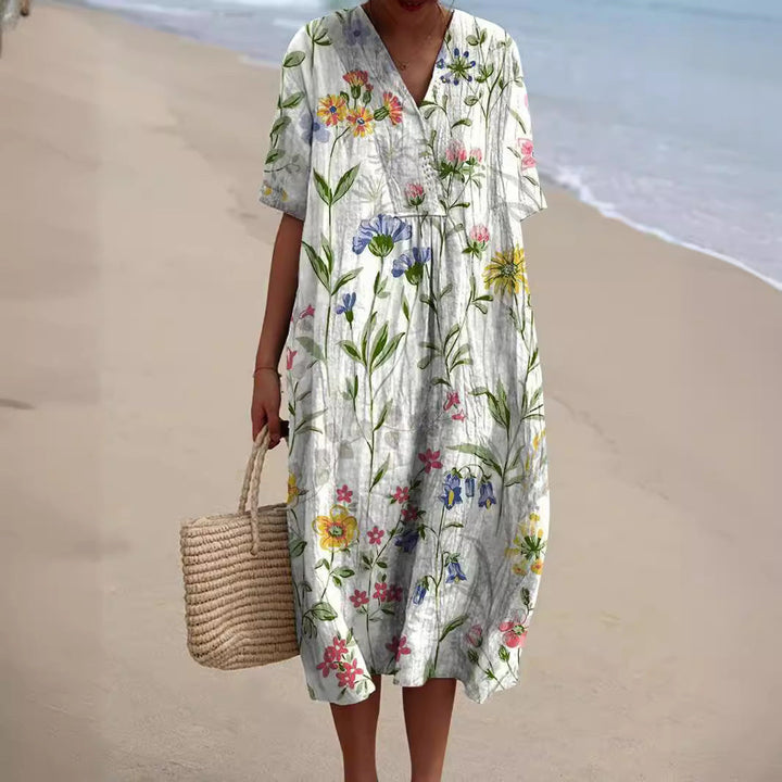 Dara | Dress with vibrant Floral Pattern